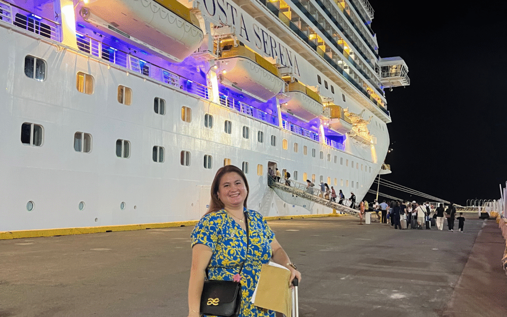 Cruise ship